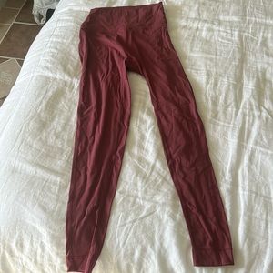 Set active leggings in Medium